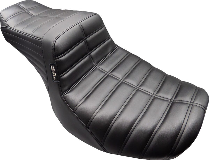 Le Pera Tailwhip Seat for 2023-2026 Harley-Davidson Black 2-Up Seat BikerTec