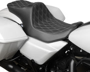 Predator III Seat Black| Silver #4690C
