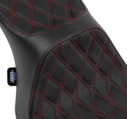 Predator III Seat Black| Red Fitment Harley-Davidson #4690D