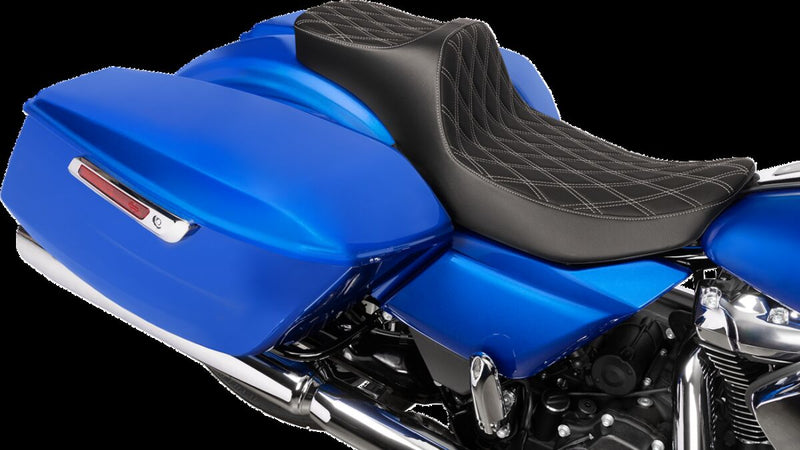 Extended Reach Predator III Seat Black| Silver #4705C