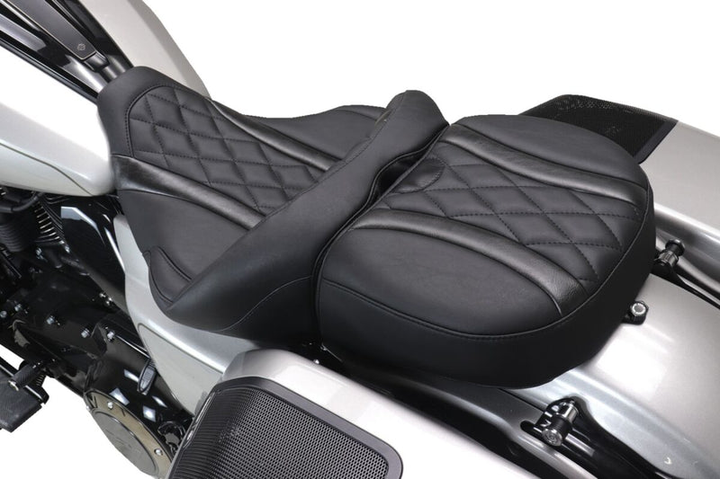 Mustang Deluxe Touring Seat for 2023-2026 Harley-Davidson Black 2-Up Seat One-Piece Vinyl Each