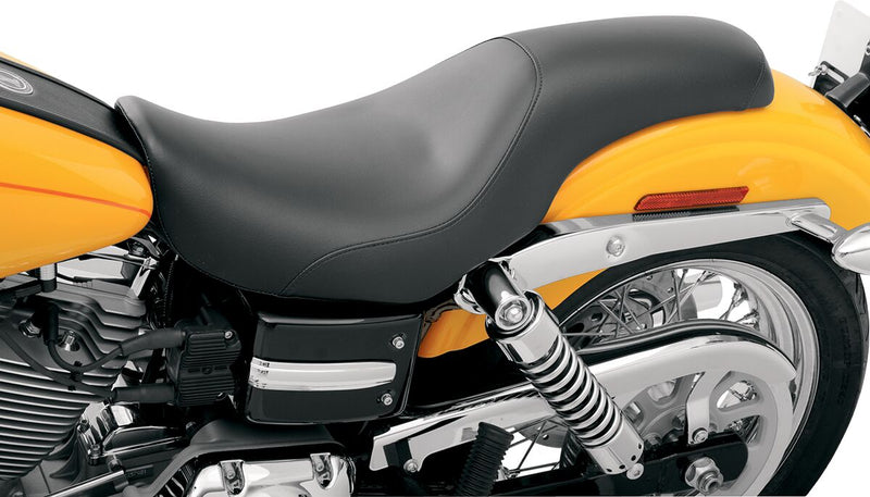 Saddlemen SaddleHyde Profiler Seat for 2006-2017 Harley-Davidson Dyna Motorcycles Black #806-04-047