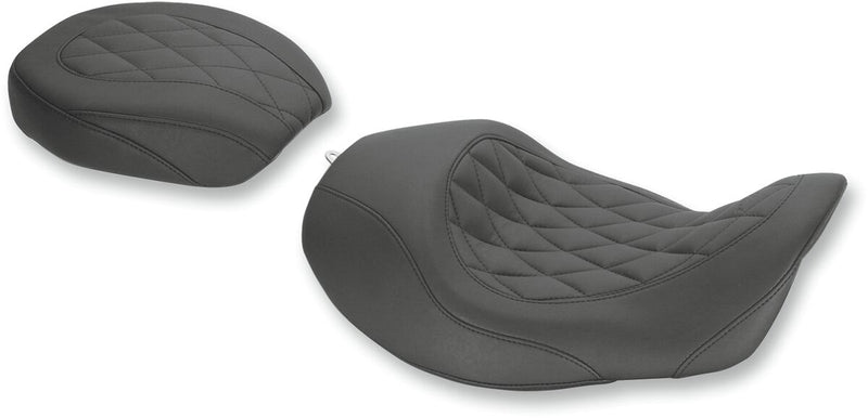 Mustang Wide Tripper™ Seat Black Solo Synthetic Leather #76710