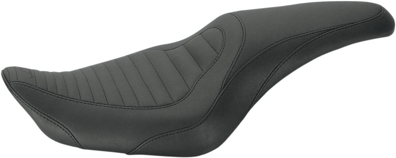 Mustang Tripper Fastback™ Seat Black One-Piece #76957