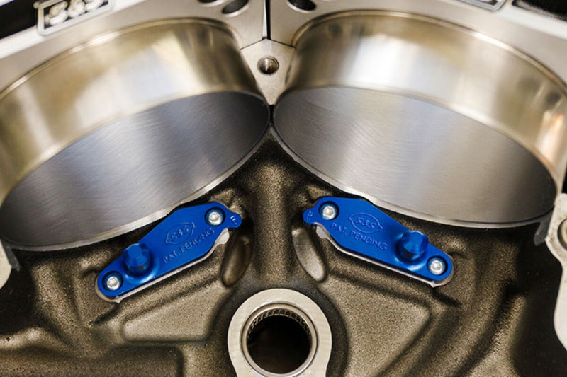 S&S Cycle Dual Spray Piston Cooling Jet Kit for 2017-2025 Harley-Davidson Aluminium Anodised 6061 T-6 Aluminium Billet
