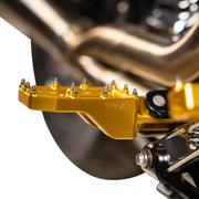 Thrashin Supply Co. Aggressor Foot Pegs for 1972-2025 Harley-Davidson Anodised Gold Rear 6061 Billet Aluminium Stainless Steel Pair #TSC-2022-5-D