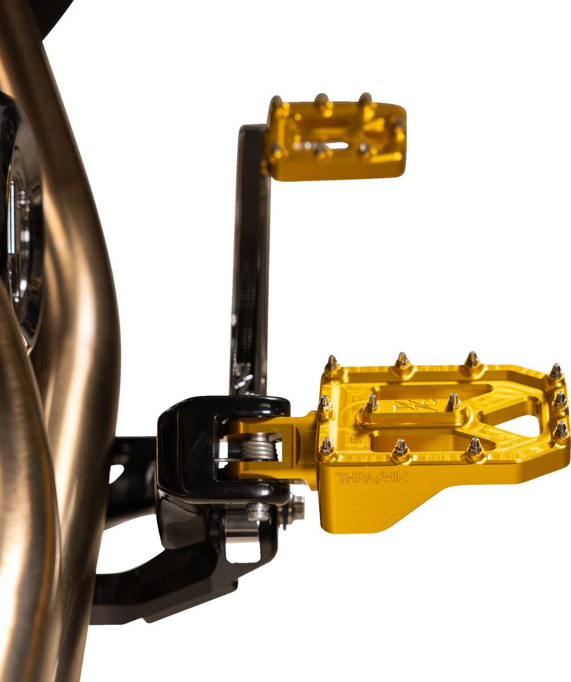Thrashin Supply Co. Aggressor Foot Pegs for 1972-2025 Harley-Davidson Anodised Gold Rear 6061 Billet Aluminium Stainless Steel Pair #TSC-2022-5-D