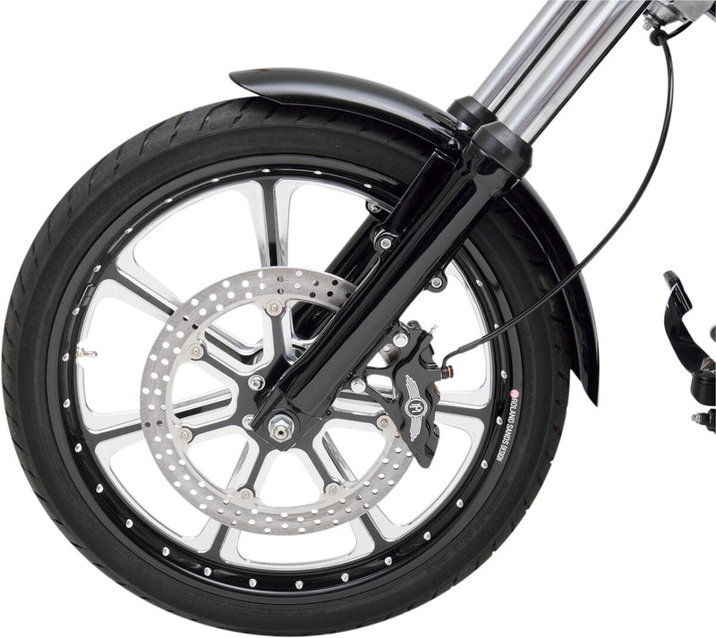 Six-Piston Differential-Bore Front Caliper Dyna,
Softail,
Classic,
Sportster,
Touring