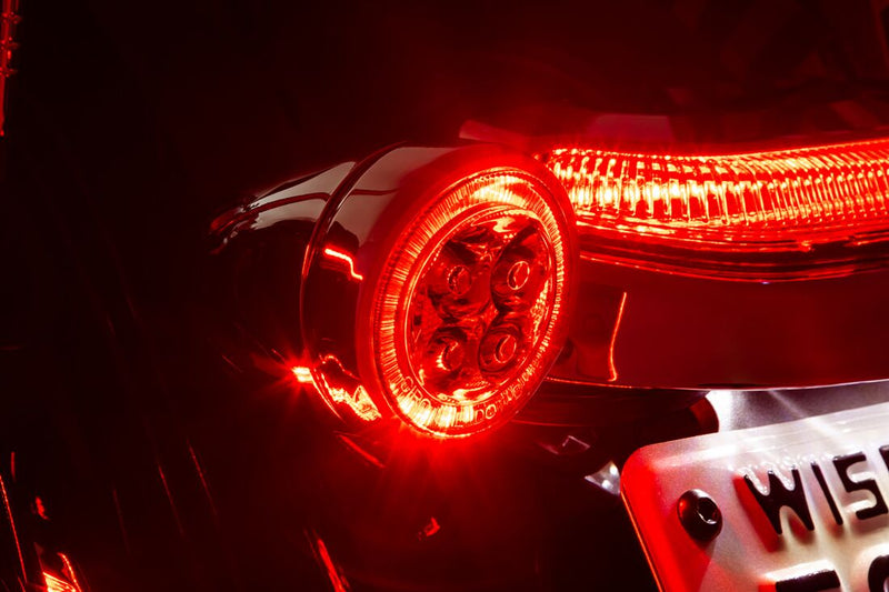 LED Lighted Fang® Rear Signal Light Inserts Dyna,
Softail,
Sportster,
Touring