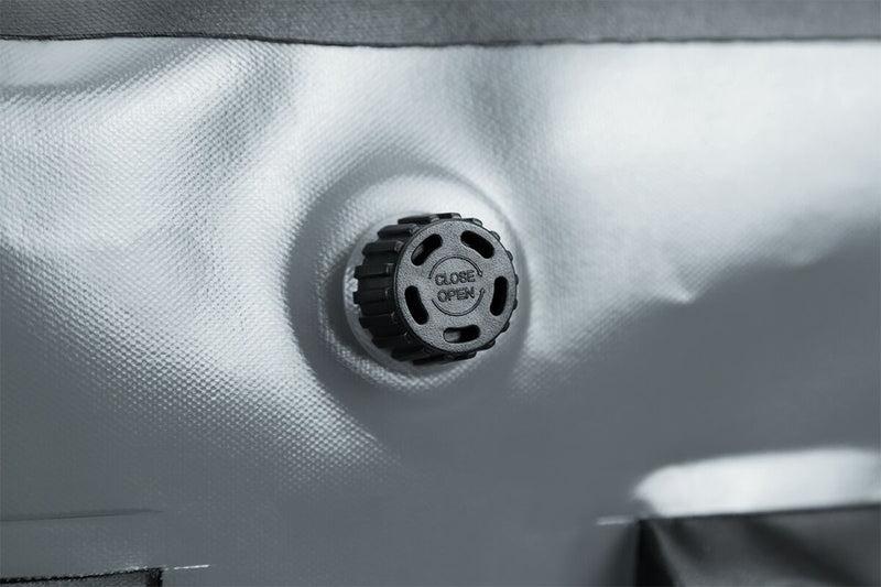 Kuryakyn TÃƒËœRKE 24L Saddlebag #5174