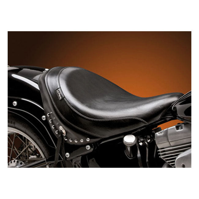 Le Pera, Sanora Solo Seat. Smooth With Skirt for 00-07 Softail FXSTD Deuce
