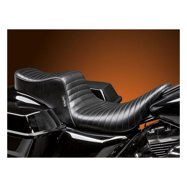 Le Pera Cherokee Pleated Foam Seat With Smooth Cover For 2008-2025 Touring Models (excl. 23-25 VVT Models)