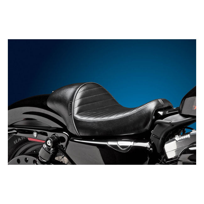 Le Pera Stubs Cafe Solo Seat. Black, Pleated – 2004–2022 XL Sportster