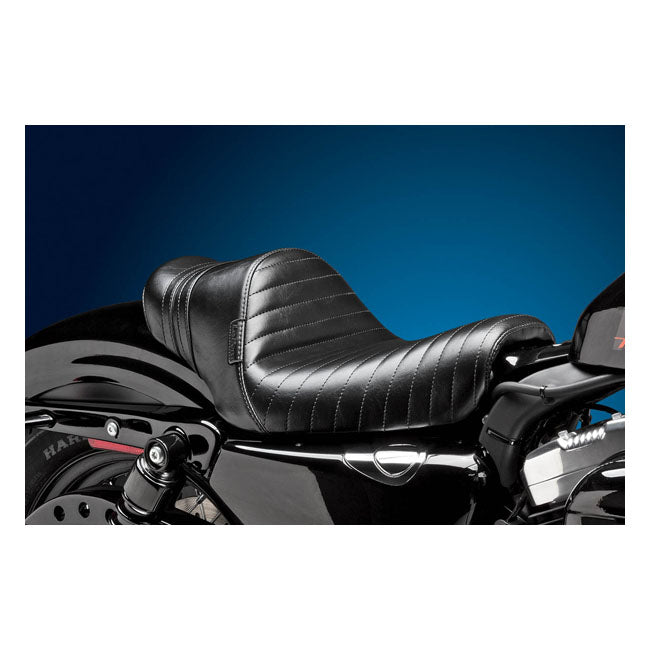 Le Pera Stubs Spoiler Solo Seat. Black, Pleated – 2004–2022 XL Sportster