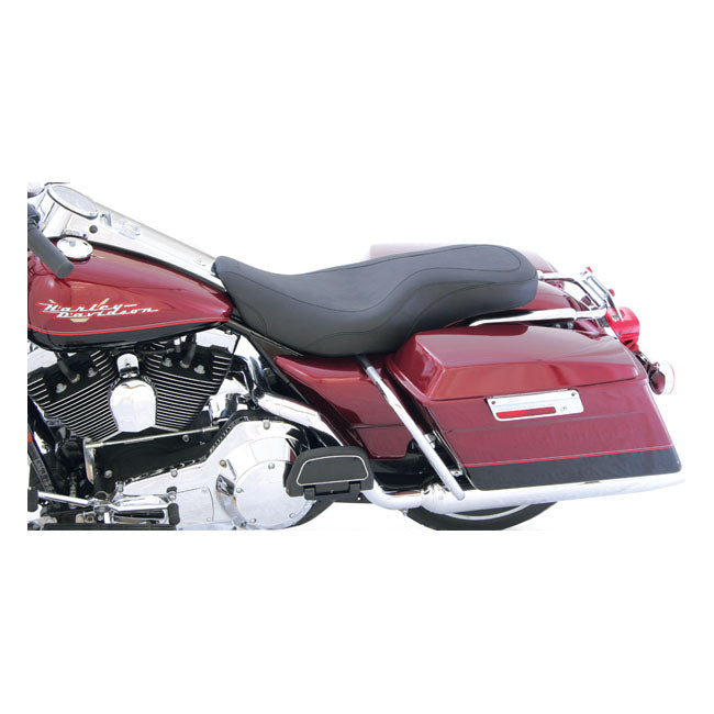 Mustang Wide Tripper 2-up one-piece seat 97-07 FLHR; 06-08 FLHX