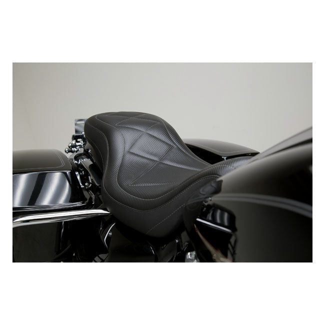 Mustang Super Tripper Seat. Black Carbon – Touring: 2008–2025 FLT/Touring…