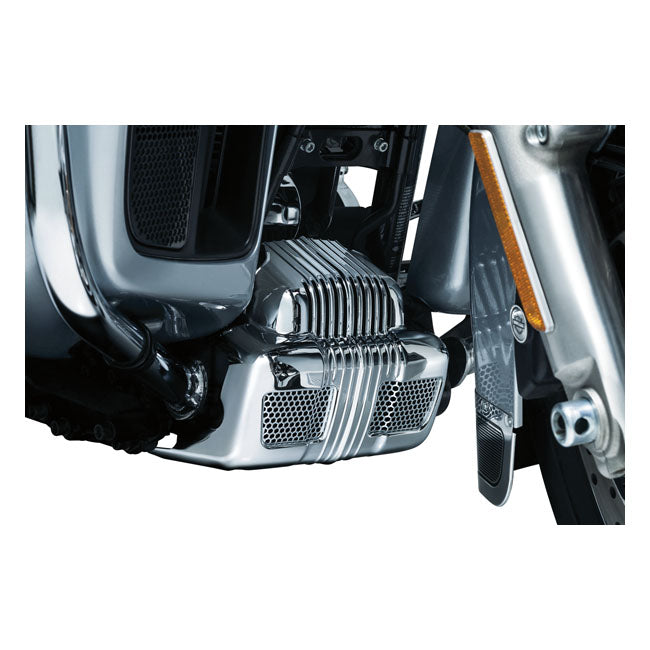 Kuryakyn Water Pump/Voltage Regulator Cover Chrome – 2016 FLTRU Road Glide