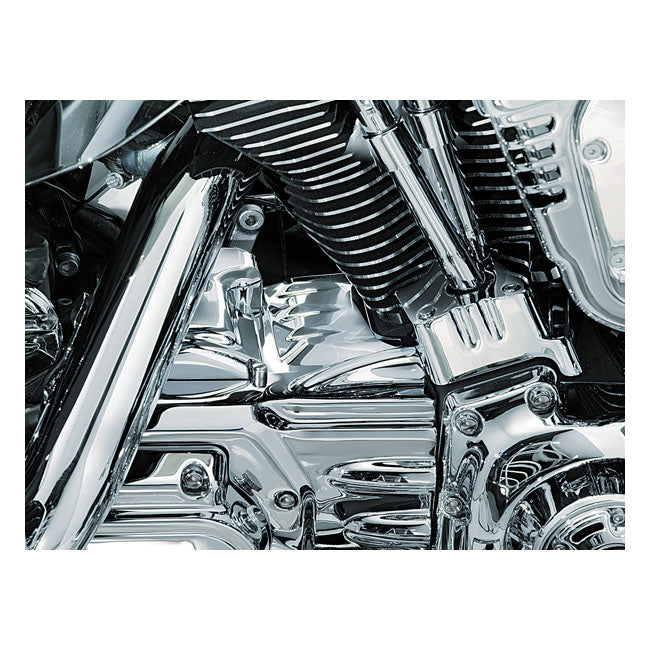 Kuryakyn Rear Cylinder Base Cover – 2002–2006 Dresser and Road Kings