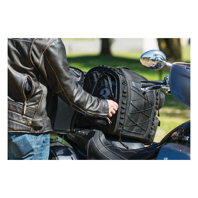 Kuryakyn Momentum Road Warrior Bag, Black – Universal