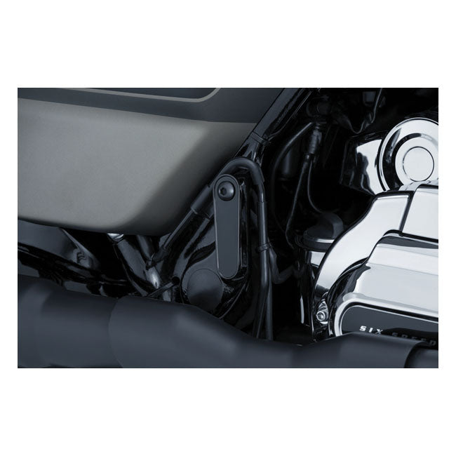 Kuryakyn Passenger Board Block Off Plate Set – 1993–2026 FLT/Touring; Trikes