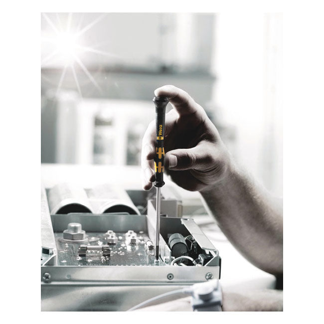 Wera ESD-safe Screwdriver Set for Electronic Applications – Phillips & Slotted Screws