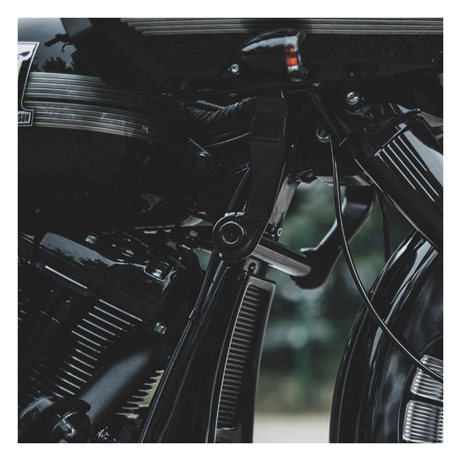 Killer Custom Lower Fairing Support Bar. Black – 2015–2023 FLTRXS Road Glide Special 114