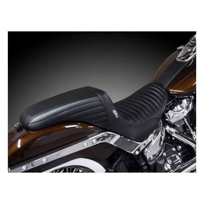 Le Pera KickFlip Solo Seat. Pleated – Softail: 2025 FLHC Heritage Classic 117…