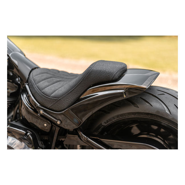 Killer Custom Seat for ''Avenger'' Fender Kit. Basic – Softail with 921574 ''Avenger'' Fender…
