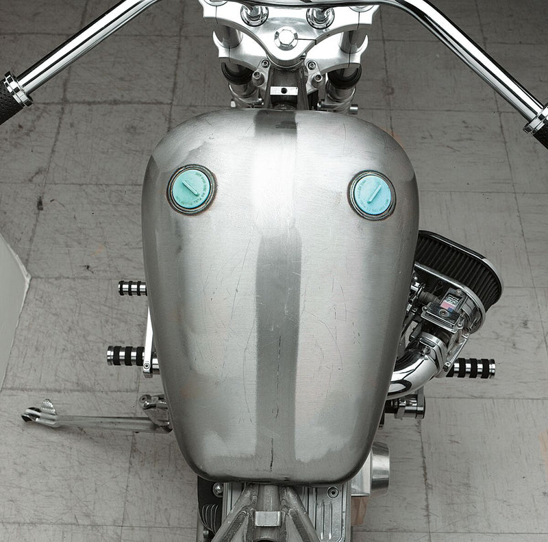 Drag Specialties Rubber-Mount Quickbob™ Gas Tank QuickBob® Fuel Tank Raw Silver Smooth Top Fatbob Steel Each