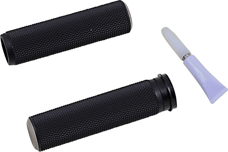 Arlen Ness Knurled Grips - Pair, Billet Aluminum /  Kraton™ Rubber, Closed End /  Diamond Knurled /  No Flange /  No Waffle /  Th for Harley-Davidson Touring, Softail, Dyna & Trike