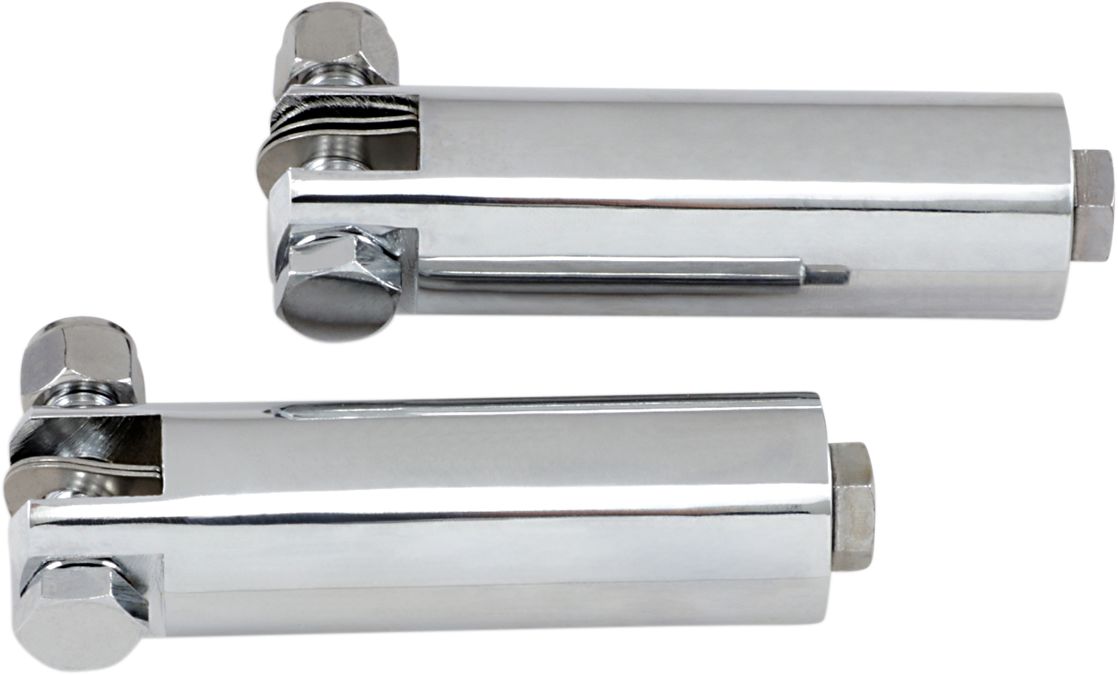 Kuryakyn MagnumÃ¢â€žÂ¢ Peg Mounts #8087