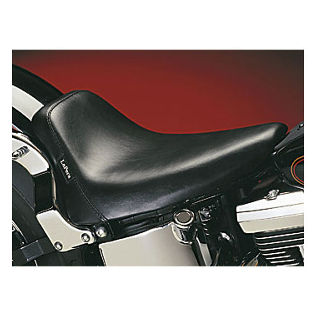 Le Pera, Bare Bones Solo Seat. Smooth for 00-07 Softail With Up To 150mm tyre, Frame Mounted Seat (Excl. FXSTD Deuce)