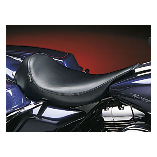 Le Pera, Silhouette Solo Seat. Smooth for 02-07 Touring Flt, FLHT, Flhs Models