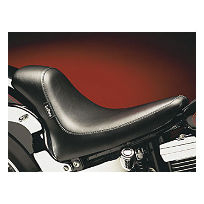 Le Pera, Silhouette Bullet Solo Seat for 00-07 Softail (Excl. FXSTD Deuce). Frame Mounted, For Up To 150mm tyre Models