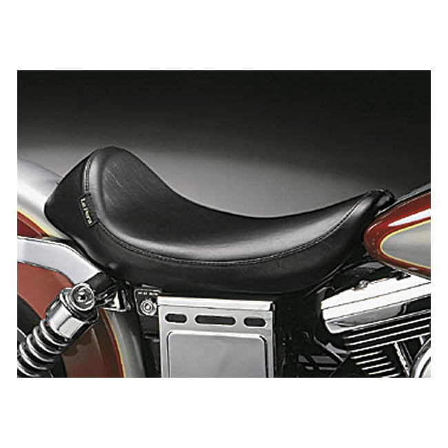 Le Pera, Silhouette Deluxe Solo Seat. Smooth for 06-17 Dyna