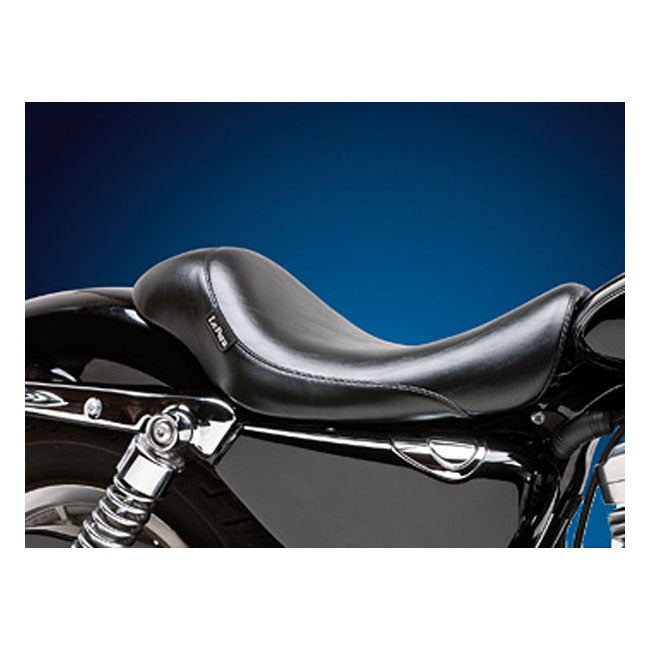 Le Pera, Silhouette Solo Seat. Smooth for 07-09 XL With 3.3 Gallon Fuel Tank