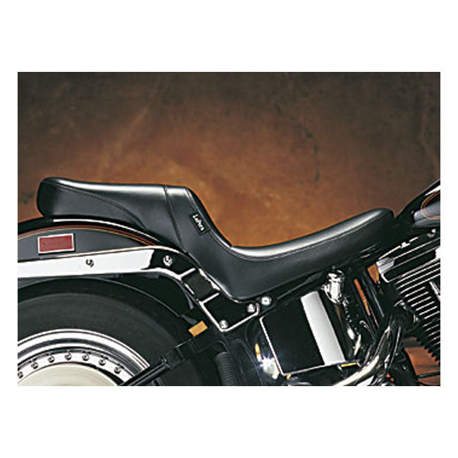 Le Pera, Daytona 2-Up Seat. Smooth for 00-17 Softail (Excl. Deuce, FXs, Fls/S) With Up To 150mm Rear tyre