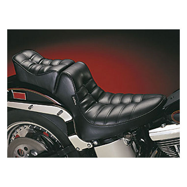 Le Pera, Regal 2-Up Seat. Pleated for 00-17 Softail (Excl. Deuce, FXs, Fls/S) With Up To 150mm tyre