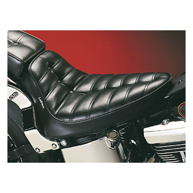 Le Pera, Cobra Solo Seat. Pleated for 00-07 Softail (Excl. Deuce) With Up to 150mm tyre (Fender Mounted)