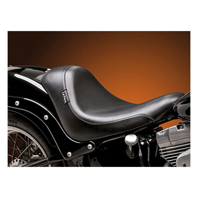 Le Pera, Silhouette Deluxe Solo Seat. Smooth for 00-07 Softail FXSTD Deuce